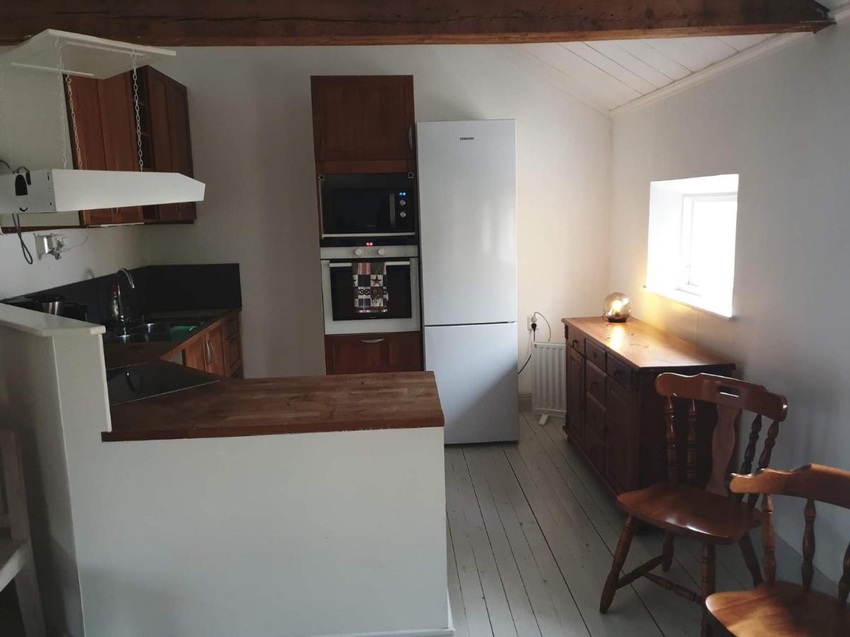 Soenerna Pa Nordgrenska Semesterboende 12B Åmål Esterno foto